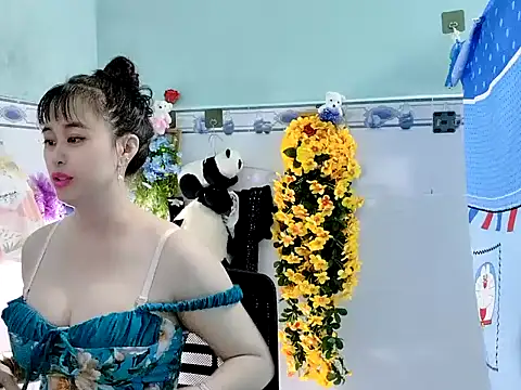 emgaixinhngoan online show from September 2025 11:51:01 PM