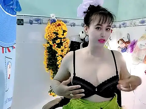 emgaixinhngoan online show from October 2025 03:45:01 AM