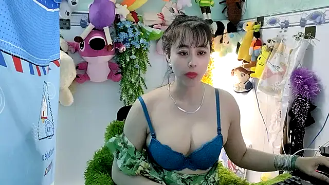 emgaixinhngoan online show from November 2025 03:16:01 AM