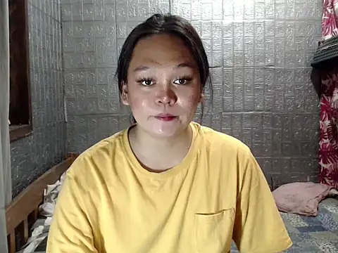 Snapshot of BunnyChain_ chatting on September 2025 12:01:02 AM BunnyChain  online show from September 2025 12:01:02 AM