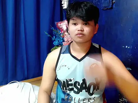 Reynelcock online show from January 2026 04:09:01 PM