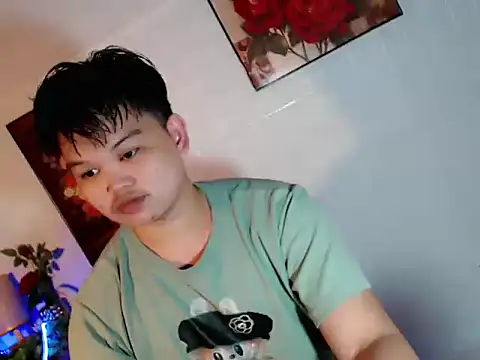 Reynelcock online show from June 2026 04:11:01 PM