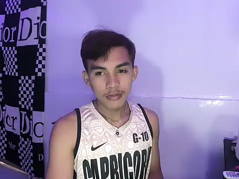 urhot chany online show from May 2026 04:40:02 AM