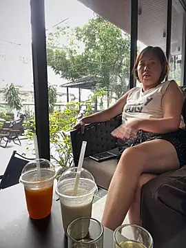 Maily NC online show from April 2026 03:49:02 AM