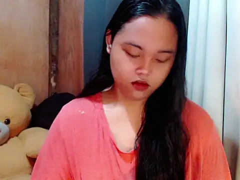  Lylia online show from November 2025 09:51:02 PM