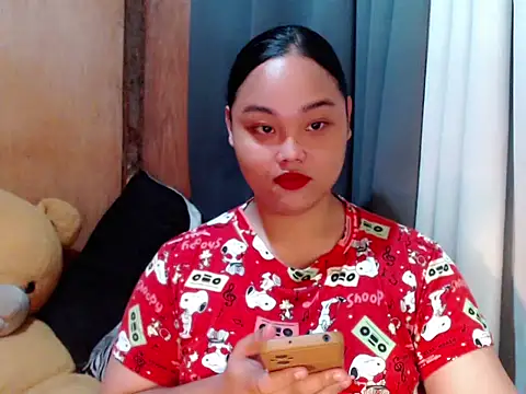  Lylia online show from December 2025 04:51:01 AM