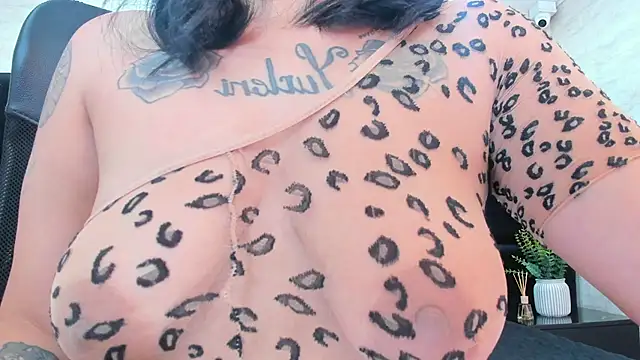 Dantzel  online show from January 2026 07:50:01 PM