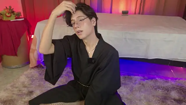 luixdust  online show from November 2025 05:51:02 AM