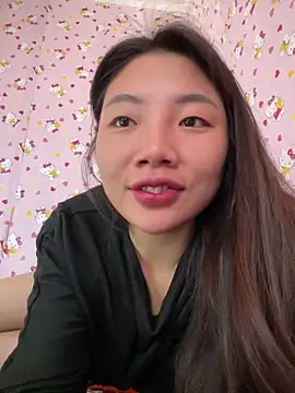 D2sweet online show from November 2025 07:19:01 AM