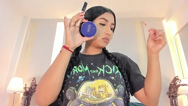 SalomeeBell online show from September 2025 08:42:02 PM