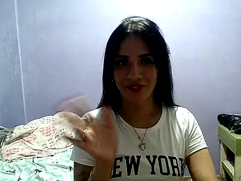 enoria1992 online show from June 2026 07:04:01 PM