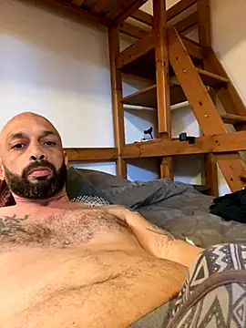 Snapshot of jackadi33 chatting on October 2025 03:13:02 PM jackadi33 online show from October 2025 03:13:02 PM