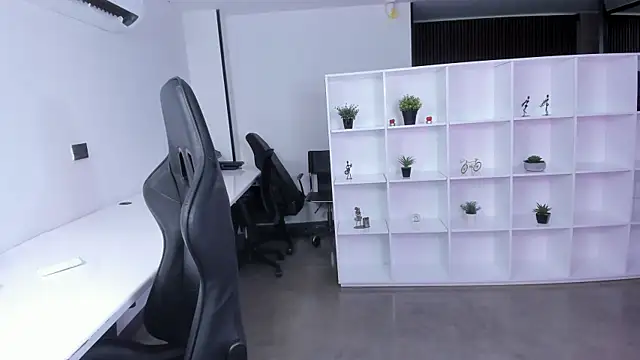 megan bigboobs  online show from November 2025 11:41:01 AM