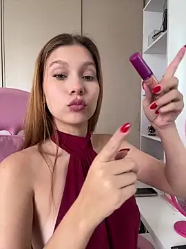 Nikii   online show from April 2026 04:44:01 PM