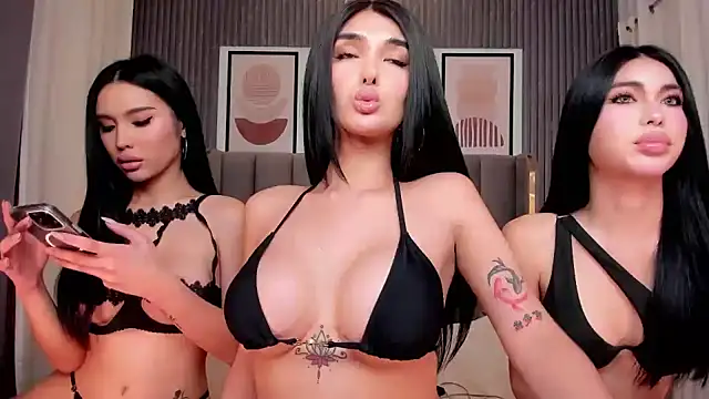 Snapshot of ScarletGreysonn chatting on September 2025 10:14:02 PM ScarletGreysonn online show from September 2025 10:14:02 PM