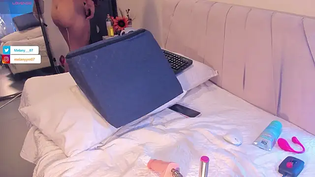 Melany  08 online show from March 2026 01:04:02 PM