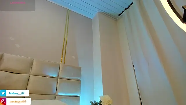 Melany  08 online show from April 2026 01:01:01 PM