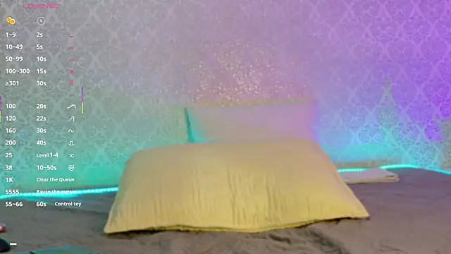 BeccaReedd online show from November 2025 11:00:01 AM