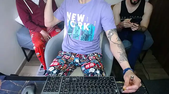 Snapshot of bossking017 chatting on February 2025 04:47:01 PM bossking017 online show from February 2025 04:47:01 PM