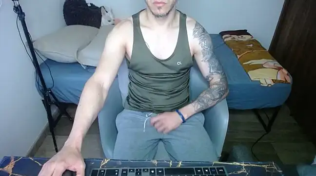 Snapshot of bossking017 chatting on March 2025 12:36:02 PM bossking017 online show from March 2025 12:36:02 PM