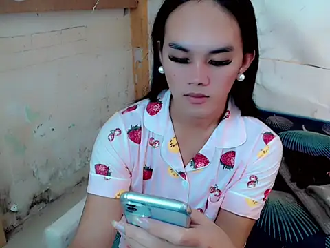 Ur Goddes Barbie online show from July 2026 10:27:01 PM
