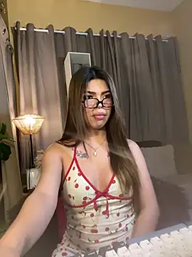 Nyxie luxx online show from April 2026 05:30:01 PM