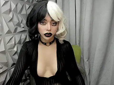 janecomander online show from April 2026 10:15:01 AM