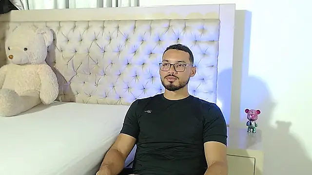 marcusblade online show from January 2026 01:30:01 AM