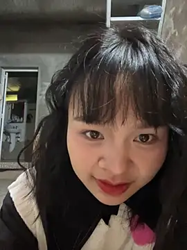 Daisy018 online show from December 2025 04:54:01 AM