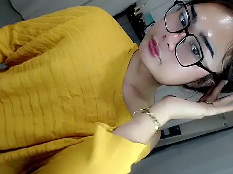 itsmekianna online show from July 2026 07:42:01 PM
