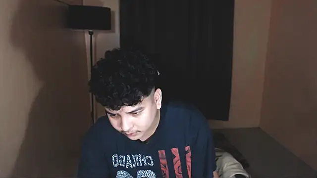 Snapshot of Prince_Killian chatting on November 2025 01:11:01 AM Prince Killian online show from November 2025 01:11:01 AM