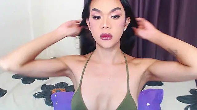 Snapshot of SeductiveCelina chatting on September 2025 04:01:02 PM SeductiveCelina online show from September 2025 04:01:02 PM