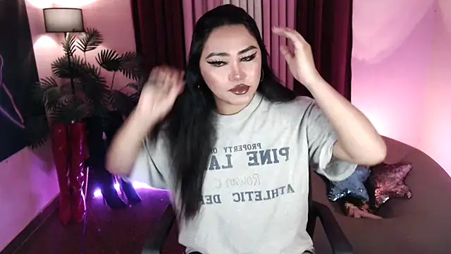 Unique Maya online show from January 2026 03:39:02 PM