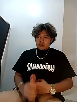 Snapshot of tastylicious_John19 chatting on November 2025 06:16:02 AM tastylicious John19 online show from November 2025 06:16:02 AM