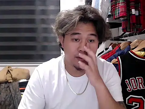 Snapshot of tastylicious_John19 chatting on December 2025 03:27:02 PM tastylicious John19 online show from December 2025 03:27:02 PM