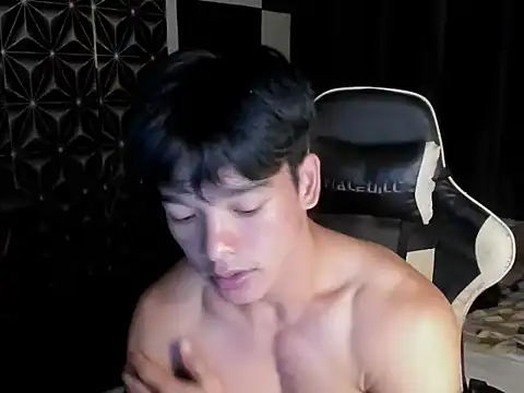 AsianHotBODYY online show from February 2026 12:31:01 PM