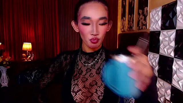 lhexiecollins online show from April 2026 12:54:02 AM