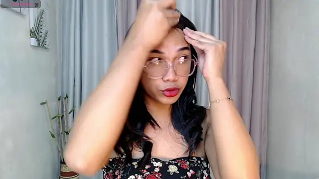 Herbielustts online show from March 2026 07:09:02 PM