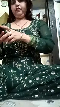 Snapshot of Ritika_ranii chatting on October 2025 08:46:01 AM Ritika ranii online show from October 2025 08:46:01 AM