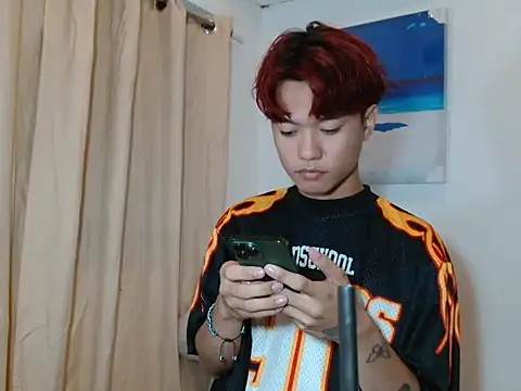 Snapshot of ur_little_secret chatting on October 2025 02:39:02 PM ur little secret online show from October 2025 02:39:02 PM