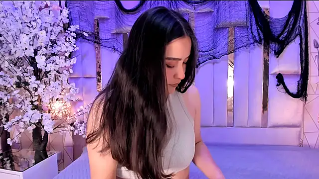 Snapshot of HannaCollins_ chatting on November 2025 12:49:01 PM HannaCollins online show from November 2025 12:49:01 PM