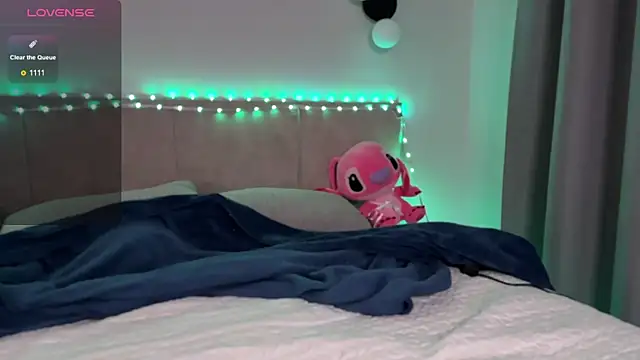 Snapshot of sof1a_blondie chatting on September 2025 07:09:02 AM sof1a blondie online show from September 2025 07:09:02 AM