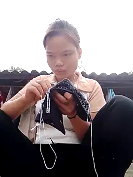 Snapshot of CloudyChu chatting on September 2025 01:40:01 AM CloudyChu online show from September 2025 01:40:01 AM