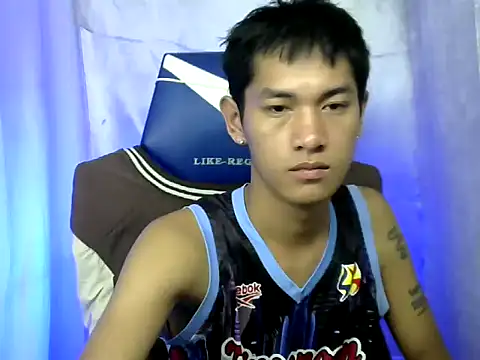 riks tyler online show from October 2025 02:39:02 PM