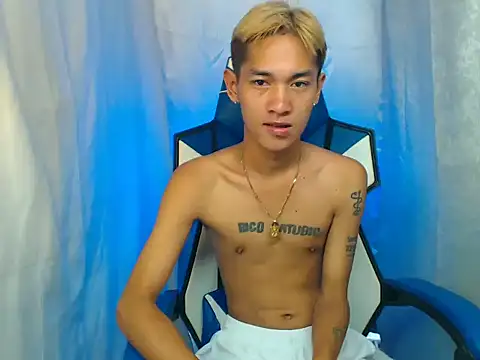 riks tyler online show from November 2025 05:18:02 AM