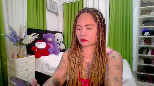 Snapshot of EstellaStarXxx chatting on November 2025 03:56:02 PM EstellaStarXxx online show from November 2025 03:56:02 PM