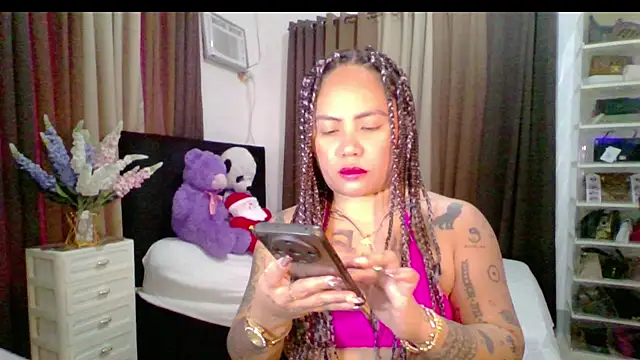 Snapshot of EstellaStarXxx chatting on November 2025 08:03:01 AM EstellaStarXxx online show from November 2025 08:03:01 AM