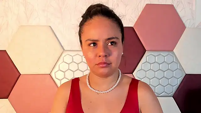 Snapshot of ArielleWilde chatting on October 2025 04:22:02 AM ArielleWilde online show from October 2025 04:22:02 AM