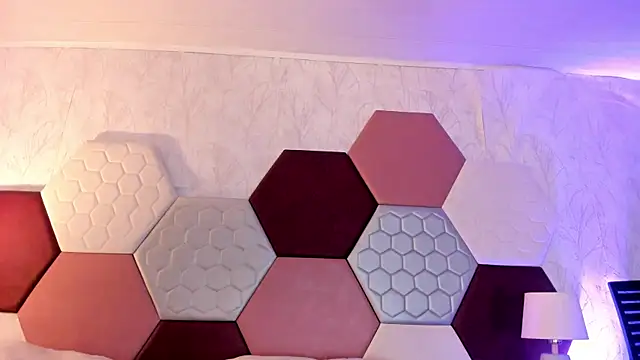 Snapshot of ArielleWilde chatting on October 2025 05:30:02 AM ArielleWilde online show from October 2025 05:30:02 AM