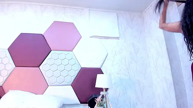 Snapshot of ArielleWilde chatting on October 2025 03:41:02 AM ArielleWilde online show from October 2025 03:41:02 AM